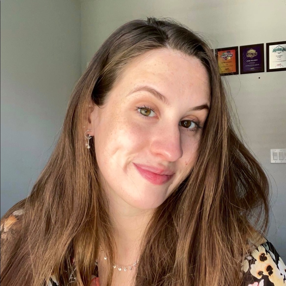 Meet your Posher, Caroline